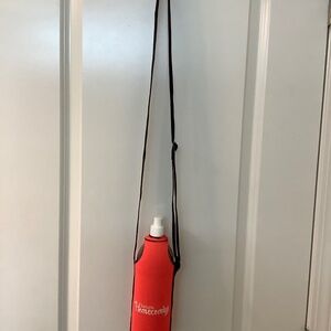 Saturn car Co. Homecoming Memorabilia, 1st Homecoming beverage drinking bottle.